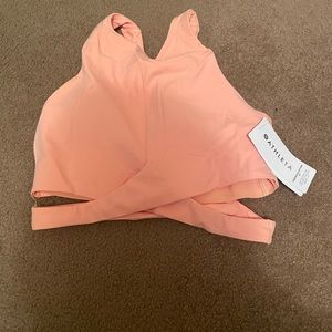 Athleta conscious cut out crop A-C